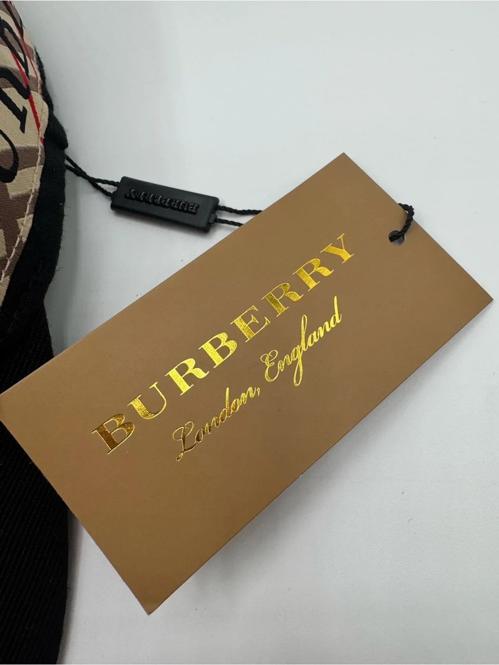Burberry Cap - Picture 9 of 14